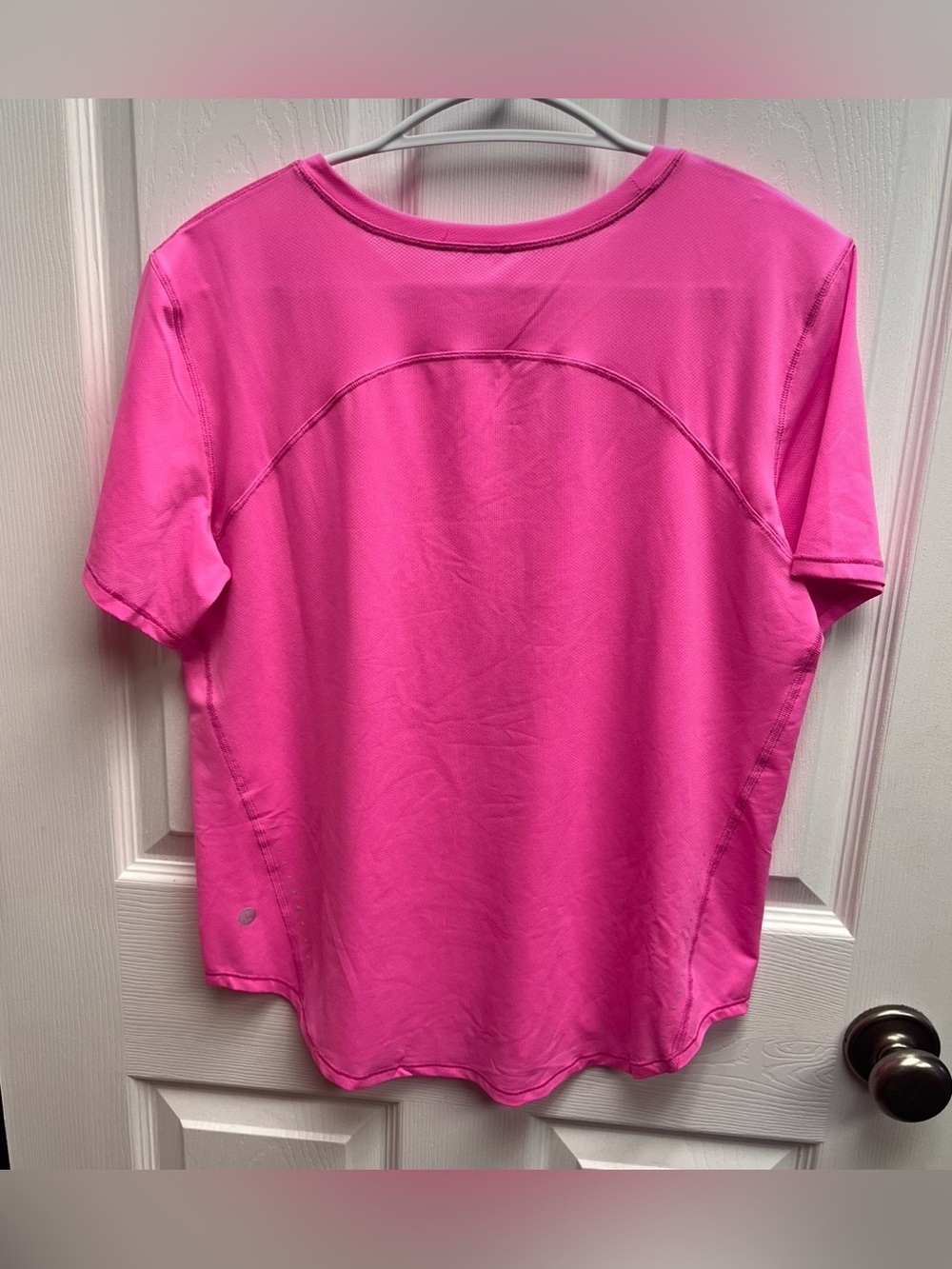 Lululemon High-Neck Running and Training Short Sleeve - Sz 8 - Picture 4 of 4